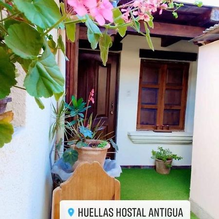 Huellas Hostal 危地马拉安地瓜 外观 照片