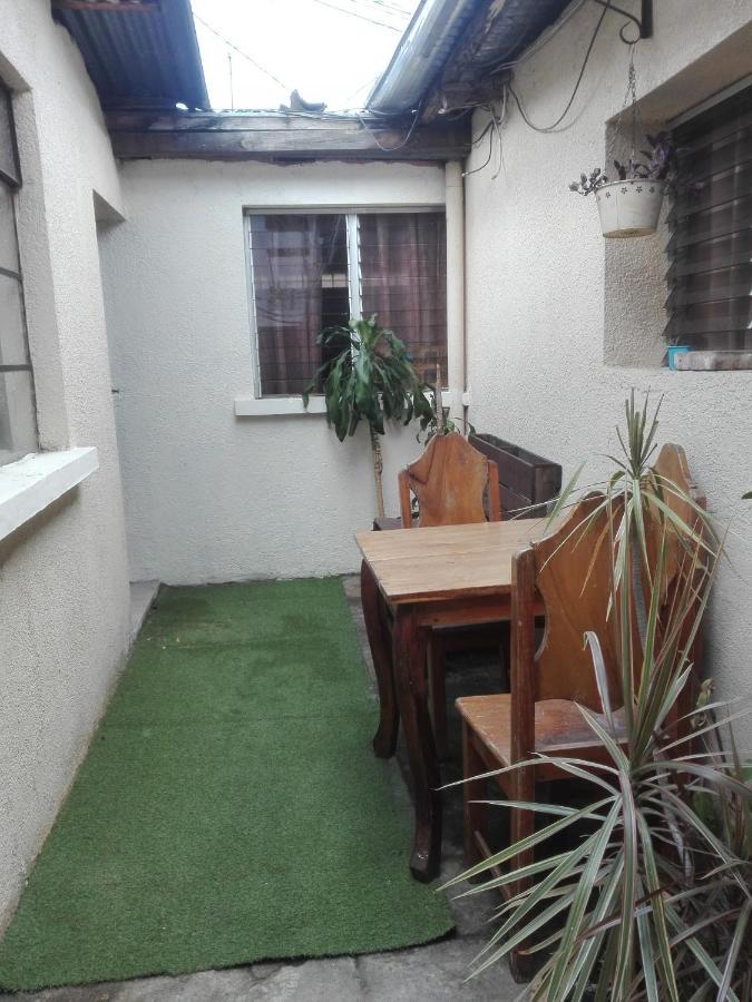 Huellas Hostal 危地马拉安地瓜 外观 照片