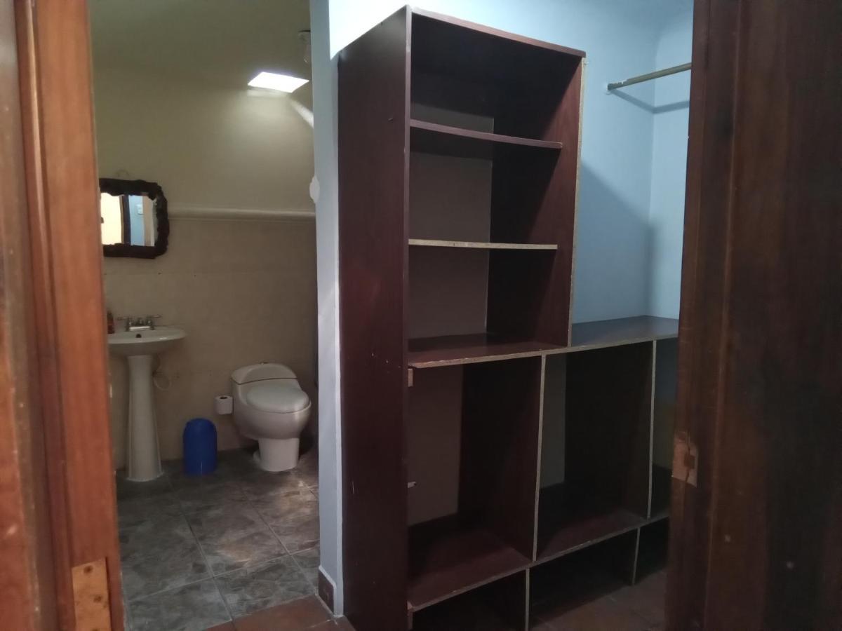 Huellas Hostal 危地马拉安地瓜 外观 照片