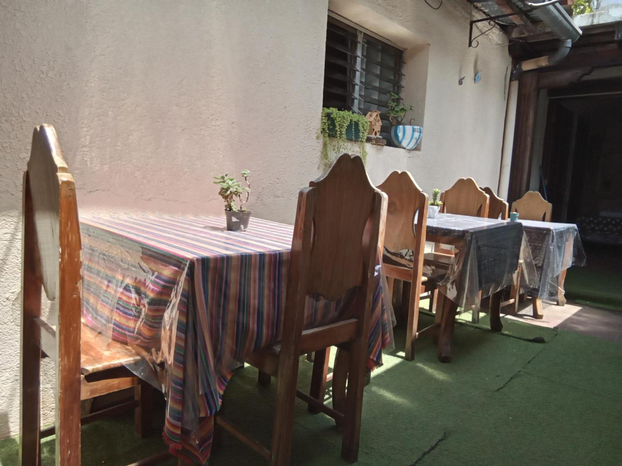 Huellas Hostal 危地马拉安地瓜 外观 照片